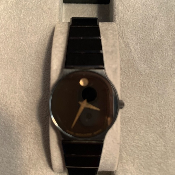 Movado women’s museum watch main image 4